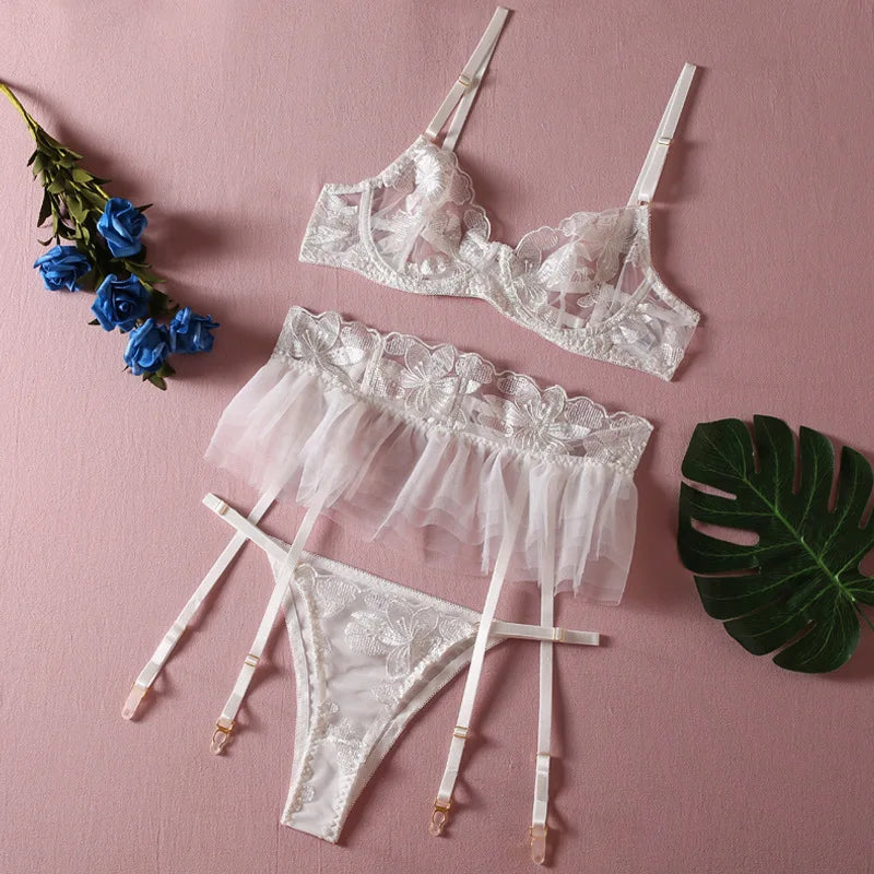 FLOWER Ruffles Lace Three-Piece Lingerie Set